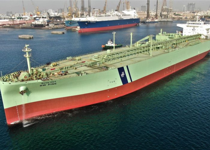 BW-Pine-qgwa03o5l8yfkfmqr5e61ywbr35al18io9ykf4bqfc