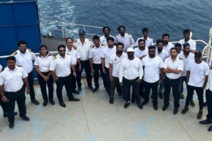 Group-Pic-BW-Loyalty-2-1