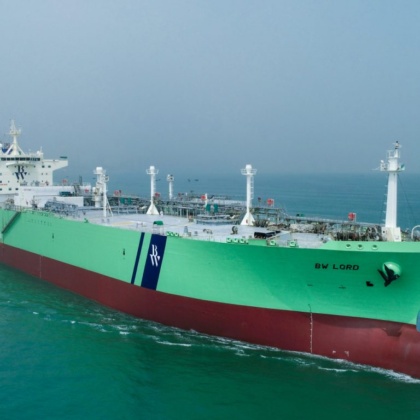 bw-lord-thumb-768x768